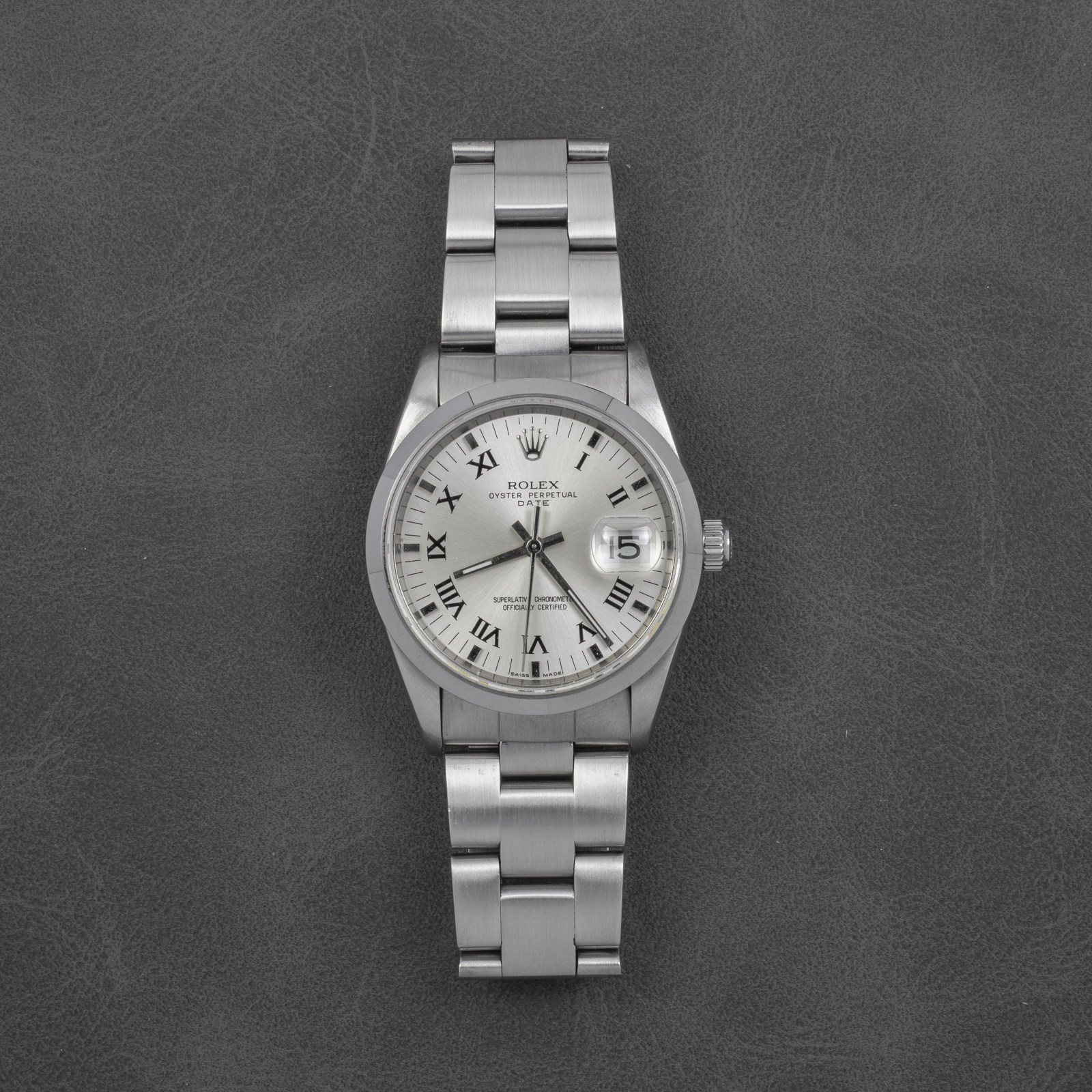 Oyster perpetual date discount 15200